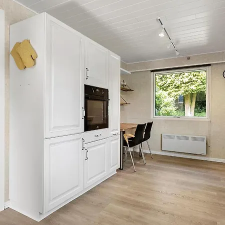 3 Bedroom Awesome In * Tistrup